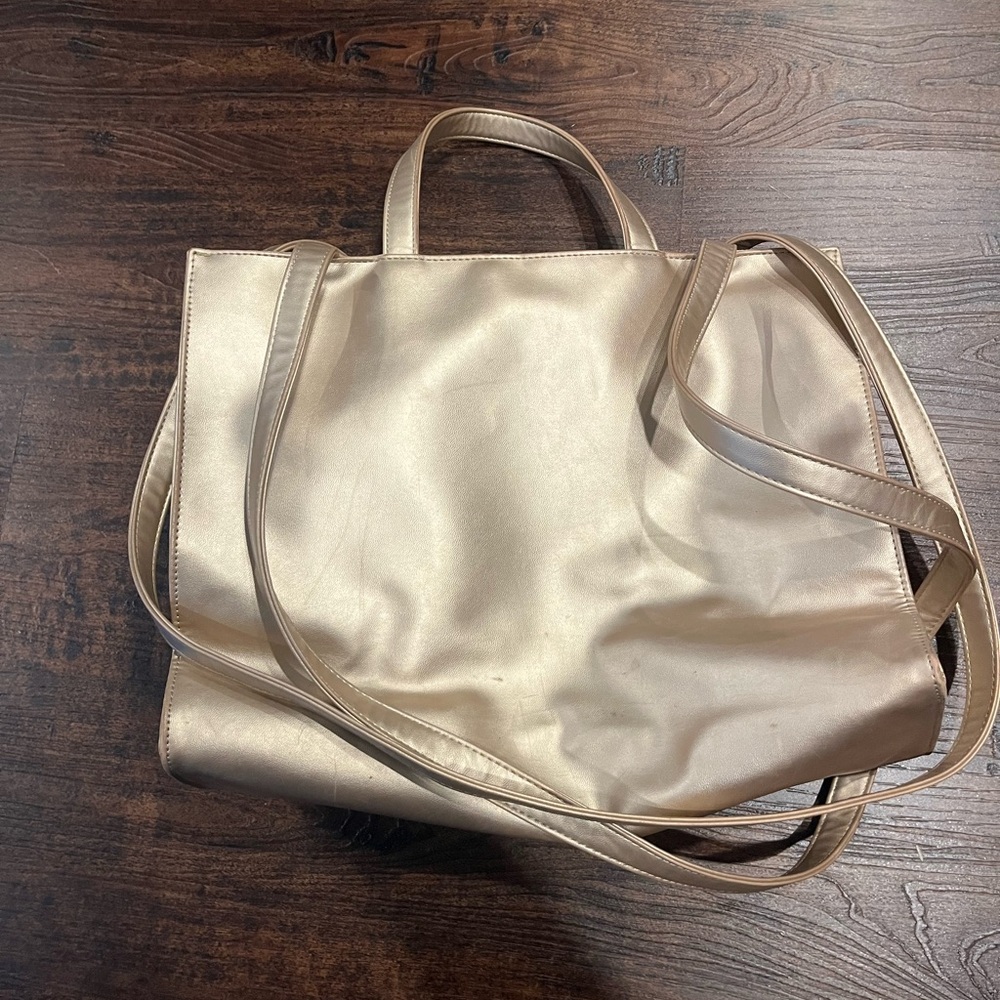 Telfar gold medium Tote Bag - Picture 4 of 5